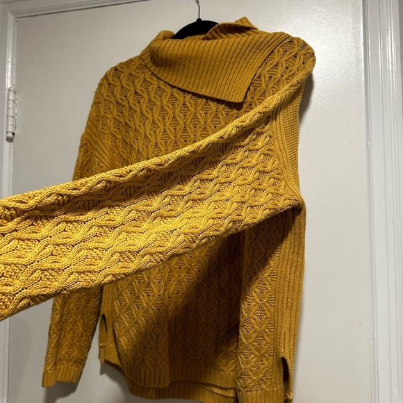 Jeanne Pierre Large Yellow Mixed Cable Knit Cowl Neck Sweater Pullover Sweater. - Picture 8 of 14